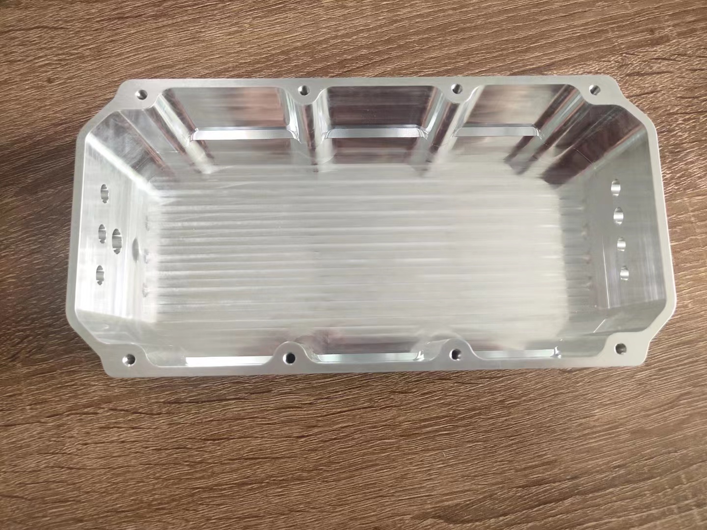合金油底壳